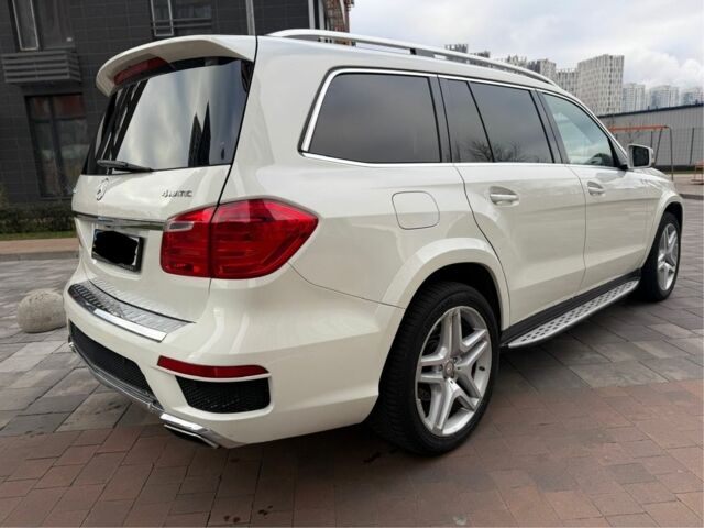 Білий Мерседес ГЛ-Клас, об'ємом двигуна 4.7 л та пробігом 149 тис. км за 24999 $, фото 6 на Automoto.ua