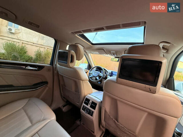 Білий Мерседес ГЛ-Клас, об'ємом двигуна 3 л та пробігом 250 тис. км за 24999 $, фото 72 на Automoto.ua
