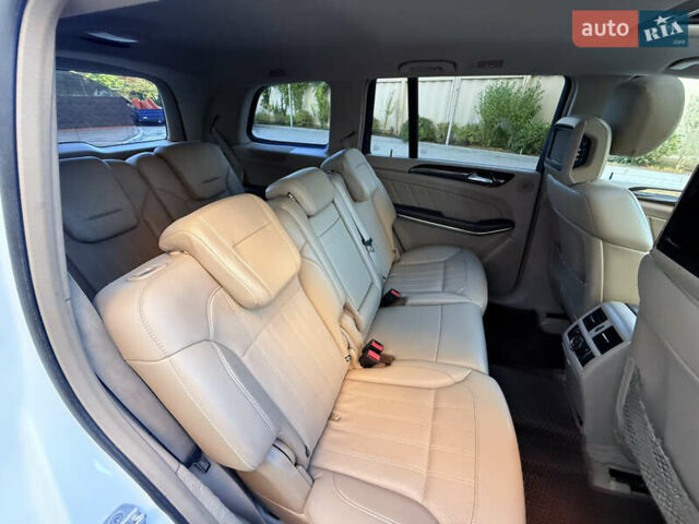 Білий Мерседес ГЛ-Клас, об'ємом двигуна 3 л та пробігом 250 тис. км за 24999 $, фото 73 на Automoto.ua