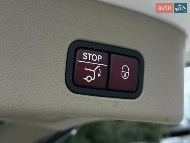 Білий Мерседес ГЛ-Клас, об'ємом двигуна 3 л та пробігом 245 тис. км за 20500 $, фото 21 на Automoto.ua