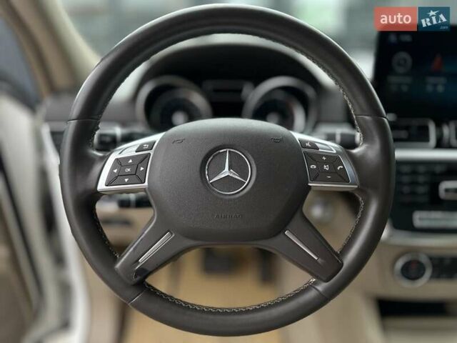 Білий Мерседес ГЛ-Клас, об'ємом двигуна 3 л та пробігом 245 тис. км за 20500 $, фото 38 на Automoto.ua