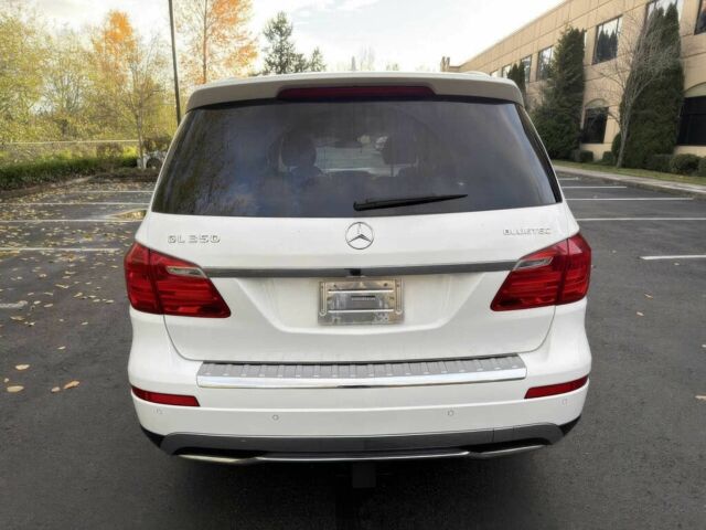 Белый Мерседес ГЛ-класс, объемом двигателя 3 л и пробегом 89 тыс. км за 9100 $, фото 5 на Automoto.ua