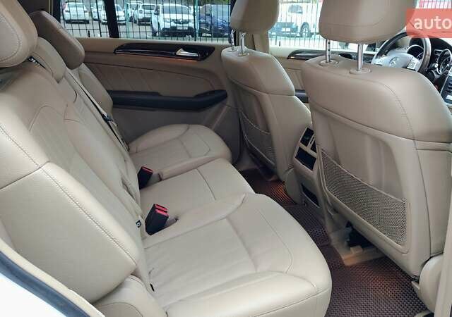 Білий Мерседес ГЛ-Клас, об'ємом двигуна 3 л та пробігом 139 тис. км за 26500 $, фото 8 на Automoto.ua