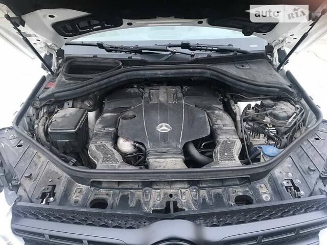 Білий Мерседес ГЛ-Клас, об'ємом двигуна 3 л та пробігом 234 тис. км за 25000 $, фото 2 на Automoto.ua