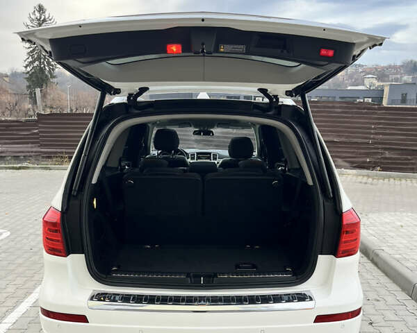 Белый Мерседес ГЛ-класс, объемом двигателя 2.99 л и пробегом 182 тыс. км за 24500 $, фото 38 на Automoto.ua