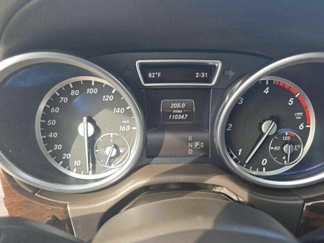 Белый Мерседес ГЛ-класс, объемом двигателя 3 л и пробегом 236 тыс. км за 19500 $, фото 6 на Automoto.ua