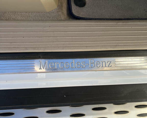 Белый Мерседес ГЛ-класс, объемом двигателя 4.66 л и пробегом 178 тыс. км за 29999 $, фото 29 на Automoto.ua