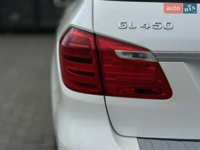Білий Мерседес ГЛ-Клас, об'ємом двигуна 3 л та пробігом 245 тис. км за 20500 $, фото 16 на Automoto.ua