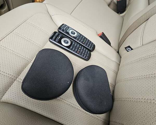 Белый Мерседес ГЛ-класс, объемом двигателя 2.99 л и пробегом 214 тыс. км за 27300 $, фото 34 на Automoto.ua