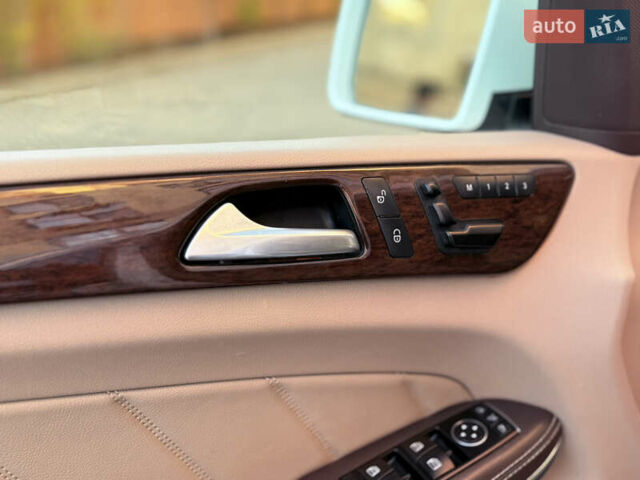 Білий Мерседес ГЛ-Клас, об'ємом двигуна 3 л та пробігом 250 тис. км за 24999 $, фото 30 на Automoto.ua