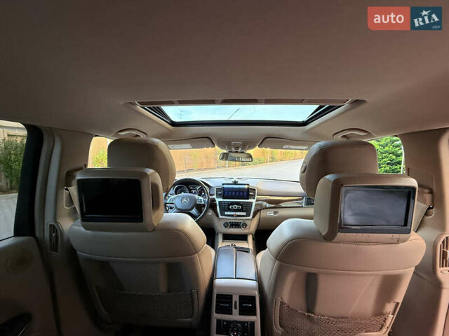 Білий Мерседес ГЛ-Клас, об'ємом двигуна 3 л та пробігом 250 тис. км за 24999 $, фото 61 на Automoto.ua