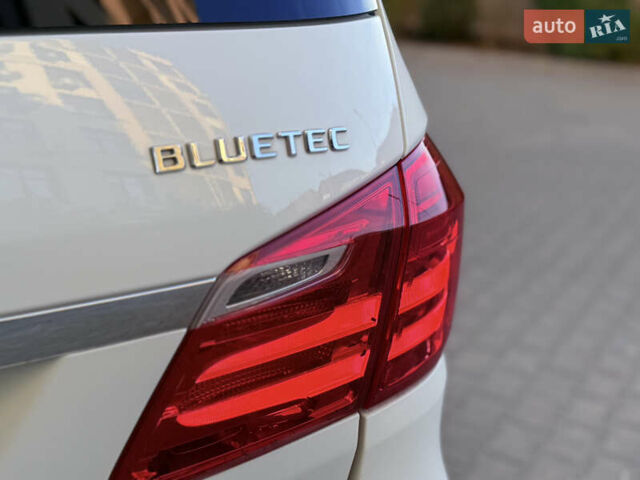 Білий Мерседес ГЛ-Клас, об'ємом двигуна 3 л та пробігом 250 тис. км за 24999 $, фото 8 на Automoto.ua