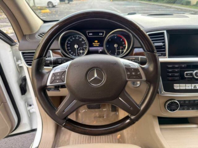 Білий Мерседес ГЛ-Клас, об'ємом двигуна 3 л та пробігом 85 тис. км за 11000 $, фото 12 на Automoto.ua