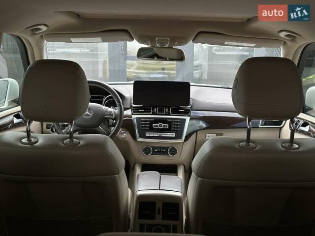Білий Мерседес ГЛ-Клас, об'ємом двигуна 3 л та пробігом 245 тис. км за 20500 $, фото 20 на Automoto.ua