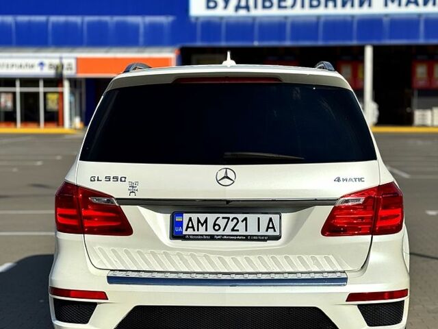 Білий Мерседес ГЛ-Клас, об'ємом двигуна 4.7 л та пробігом 201 тис. км за 29000 $, фото 5 на Automoto.ua