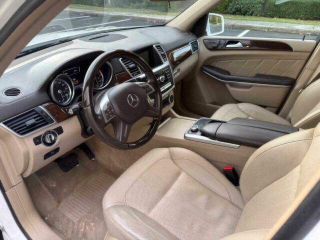 Білий Мерседес ГЛ-Клас, об'ємом двигуна 3 л та пробігом 85 тис. км за 11000 $, фото 11 на Automoto.ua