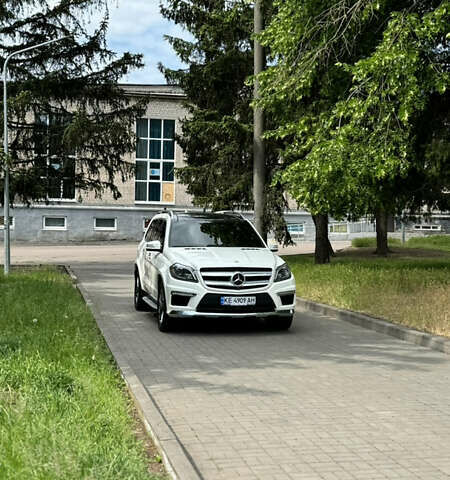 Белый Мерседес ГЛ-класс, объемом двигателя 3 л и пробегом 209 тыс. км за 27700 $, фото 6 на Automoto.ua