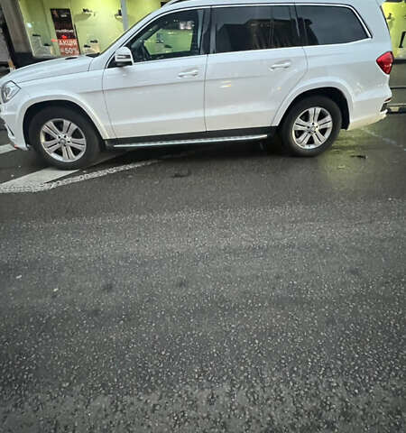Белый Мерседес ГЛ-класс, объемом двигателя 3 л и пробегом 98 тыс. км за 49500 $, фото 5 на Automoto.ua