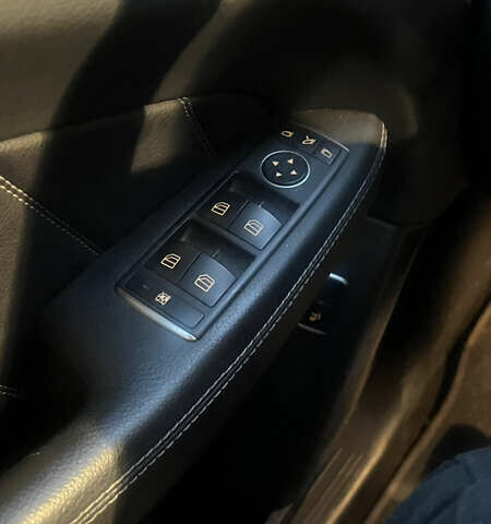 Белый Мерседес ГЛ-класс, объемом двигателя 3 л и пробегом 98 тыс. км за 49500 $, фото 24 на Automoto.ua