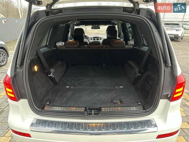 Белый Мерседес ГЛ-класс, объемом двигателя 3 л и пробегом 169 тыс. км за 21850 $, фото 26 на Automoto.ua