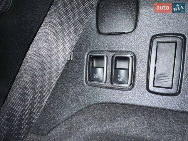 Білий Мерседес ГЛ-Клас, об'ємом двигуна 3 л та пробігом 190 тис. км за 22900 $, фото 24 на Automoto.ua