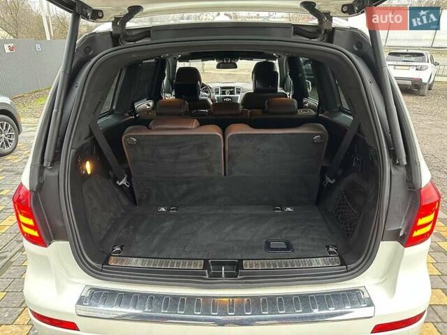 Белый Мерседес ГЛ-класс, объемом двигателя 3 л и пробегом 169 тыс. км за 21850 $, фото 25 на Automoto.ua