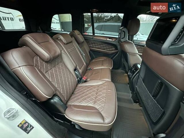 Белый Мерседес ГЛ-класс, объемом двигателя 3 л и пробегом 169 тыс. км за 21850 $, фото 29 на Automoto.ua