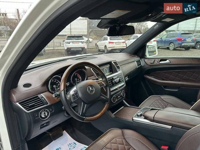 Белый Мерседес ГЛ-класс, объемом двигателя 3 л и пробегом 169 тыс. км за 21850 $, фото 14 на Automoto.ua