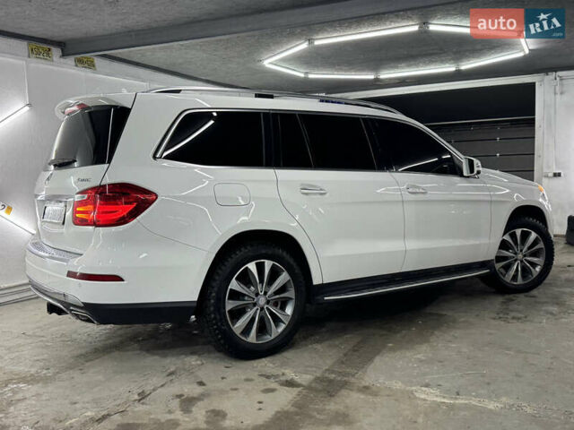 Білий Мерседес ГЛ-Клас, об'ємом двигуна 3 л та пробігом 190 тис. км за 22900 $, фото 6 на Automoto.ua