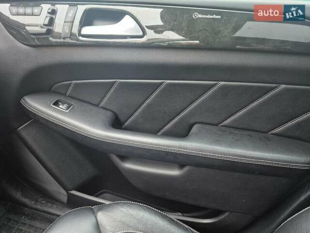Білий Мерседес ГЛ-Клас, об'ємом двигуна 3 л та пробігом 110 тис. км за 27500 $, фото 16 на Automoto.ua