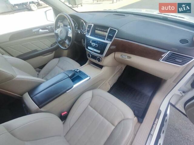 Білий Мерседес ГЛ-Клас, об'ємом двигуна 2.99 л та пробігом 148 тис. км за 29500 $, фото 22 на Automoto.ua