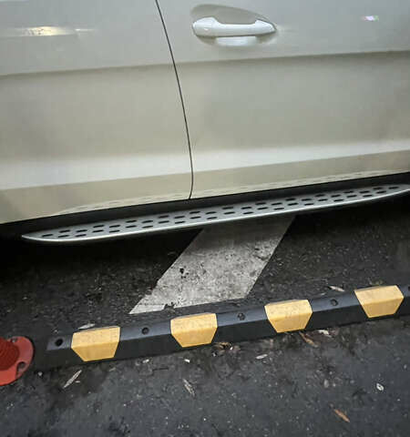 Белый Мерседес ГЛ-класс, объемом двигателя 3 л и пробегом 98 тыс. км за 49500 $, фото 9 на Automoto.ua