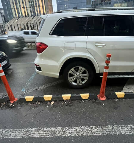 Белый Мерседес ГЛ-класс, объемом двигателя 3 л и пробегом 98 тыс. км за 49500 $, фото 50 на Automoto.ua