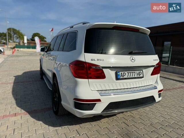 Белый Мерседес ГЛ-класс, объемом двигателя 3 л и пробегом 84 тыс. км за 42500 $, фото 7 на Automoto.ua