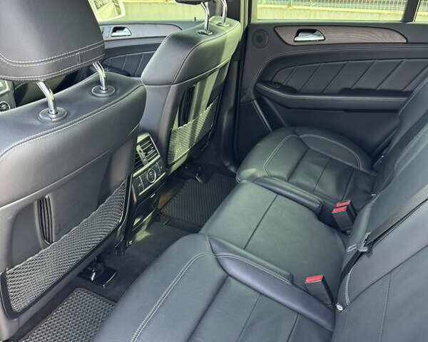 Белый Мерседес ГЛ-класс, объемом двигателя 3 л и пробегом 84 тыс. км за 42500 $, фото 16 на Automoto.ua