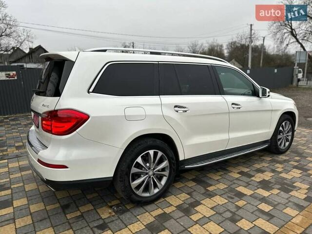 Белый Мерседес ГЛ-класс, объемом двигателя 3 л и пробегом 169 тыс. км за 21850 $, фото 5 на Automoto.ua