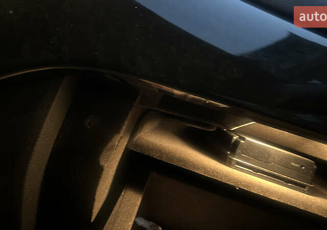 Белый Мерседес ГЛ-класс, объемом двигателя 3 л и пробегом 98 тыс. км за 49500 $, фото 15 на Automoto.ua