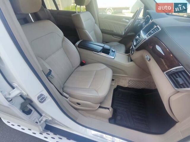 Білий Мерседес ГЛ-Клас, об'ємом двигуна 2.99 л та пробігом 148 тис. км за 29500 $, фото 24 на Automoto.ua
