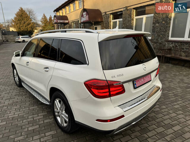 Белый Мерседес ГЛ-класс, объемом двигателя 3 л и пробегом 324 тыс. км за 19500 $, фото 11 на Automoto.ua