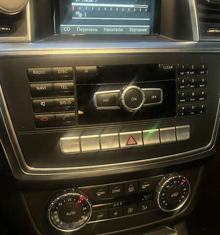 Белый Мерседес ГЛ-класс, объемом двигателя 3 л и пробегом 98 тыс. км за 49500 $, фото 30 на Automoto.ua