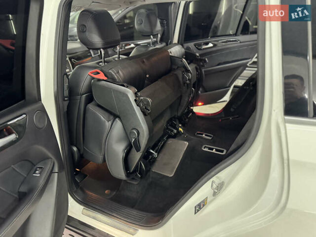 Білий Мерседес ГЛ-Клас, об'ємом двигуна 3 л та пробігом 190 тис. км за 22900 $, фото 23 на Automoto.ua