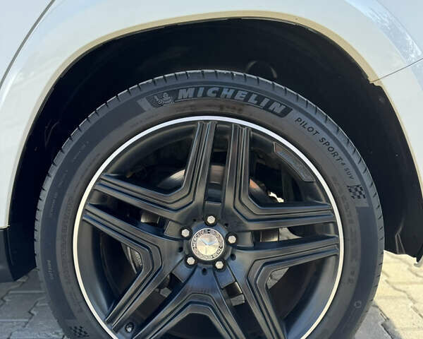 Белый Мерседес ГЛ-класс, объемом двигателя 3 л и пробегом 84 тыс. км за 42500 $, фото 21 на Automoto.ua