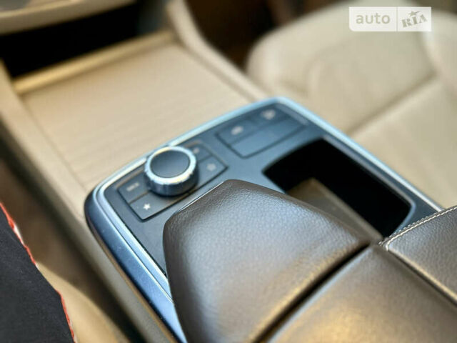 Белый Мерседес ГЛ-класс, объемом двигателя 3 л и пробегом 169 тыс. км за 24600 $, фото 23 на Automoto.ua