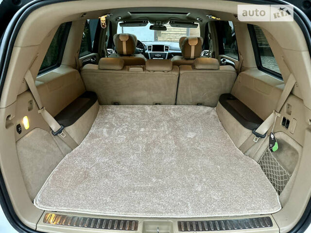 Белый Мерседес ГЛ-класс, объемом двигателя 3 л и пробегом 169 тыс. км за 24600 $, фото 14 на Automoto.ua