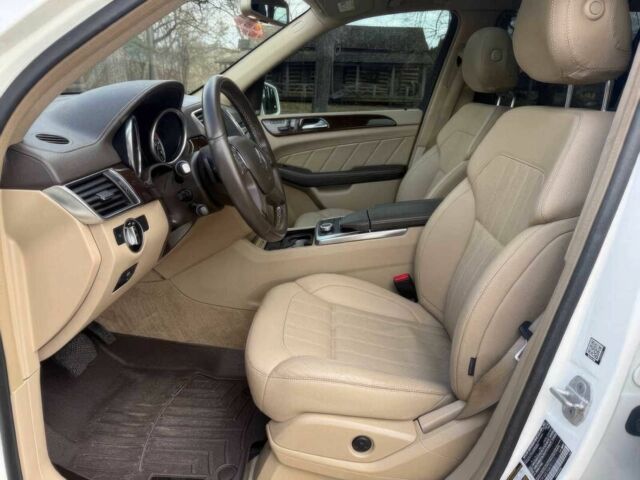 Білий Мерседес ГЛ-Клас, об'ємом двигуна 3 л та пробігом 80 тис. км за 8900 $, фото 8 на Automoto.ua