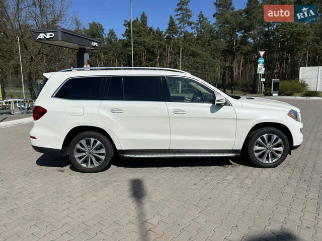 Белый Мерседес ГЛ-класс, объемом двигателя 3 л и пробегом 160 тыс. км за 26900 $, фото 3 на Automoto.ua