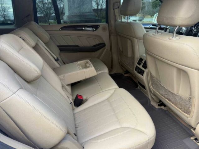 Білий Мерседес ГЛ-Клас, об'ємом двигуна 3 л та пробігом 80 тис. км за 8900 $, фото 10 на Automoto.ua