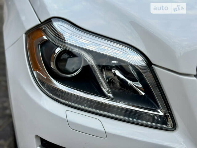 Белый Мерседес ГЛ-класс, объемом двигателя 3 л и пробегом 169 тыс. км за 24600 $, фото 9 на Automoto.ua