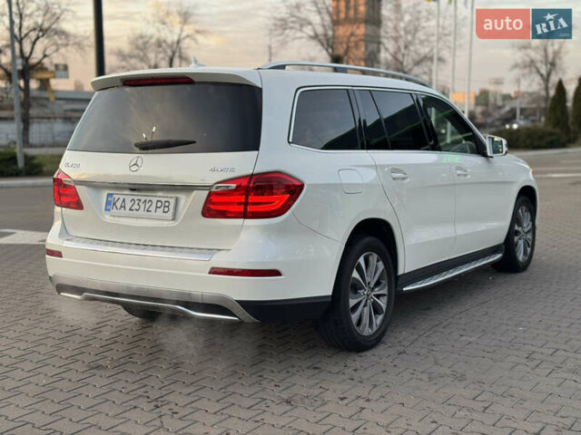 Белый Мерседес ГЛ-класс, объемом двигателя 3 л и пробегом 160 тыс. км за 20800 $, фото 6 на Automoto.ua