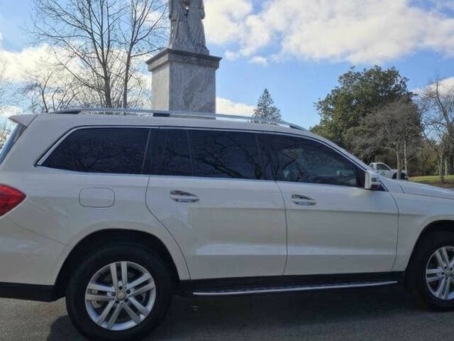 Білий Мерседес ГЛ-Клас, об'ємом двигуна 3 л та пробігом 80 тис. км за 8900 $, фото 3 на Automoto.ua